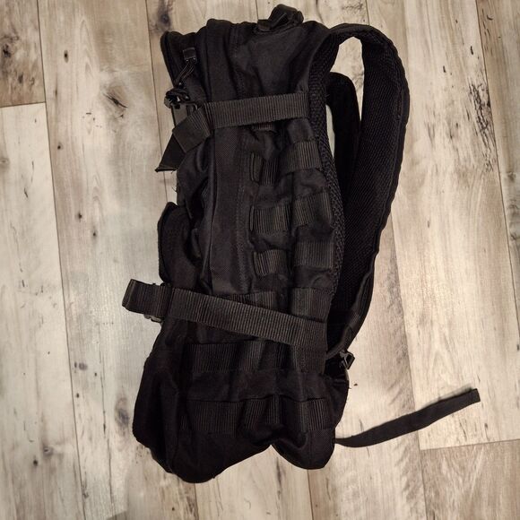 Fieldline Pro Series Tactical Backpack Black - Picture 3 of 6